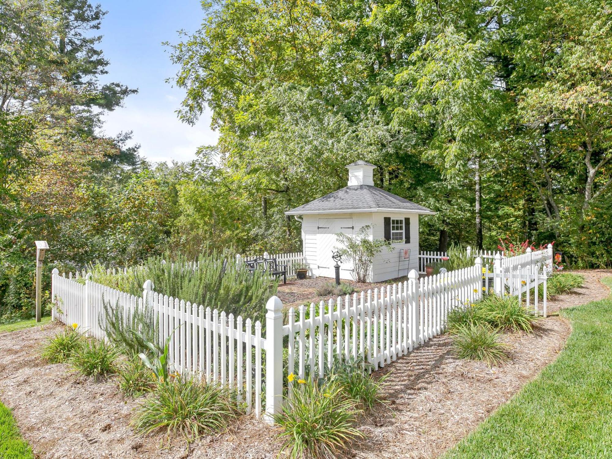 Bed & Breakfast On Tiffany Hill Mills River Exterior foto